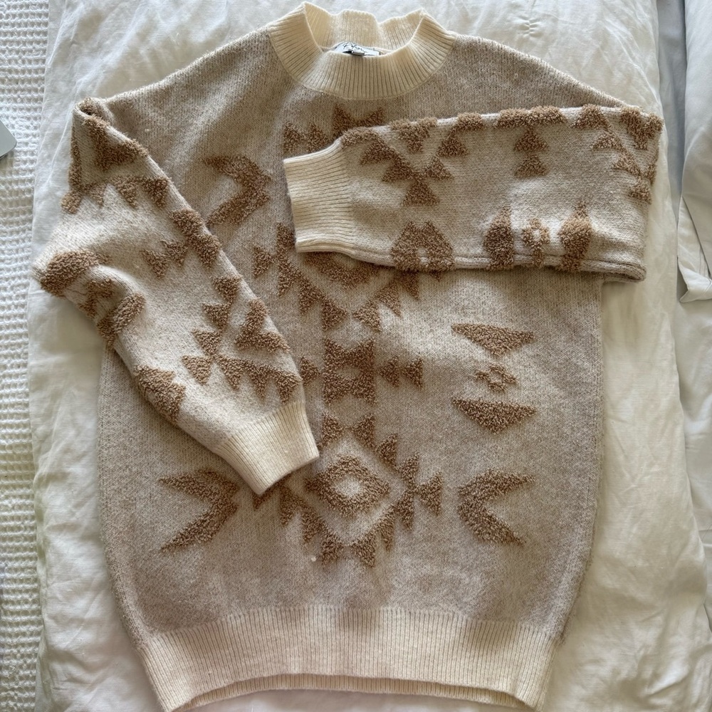 Cream and Tan Crew Neck Sweater with Geometric Pattern